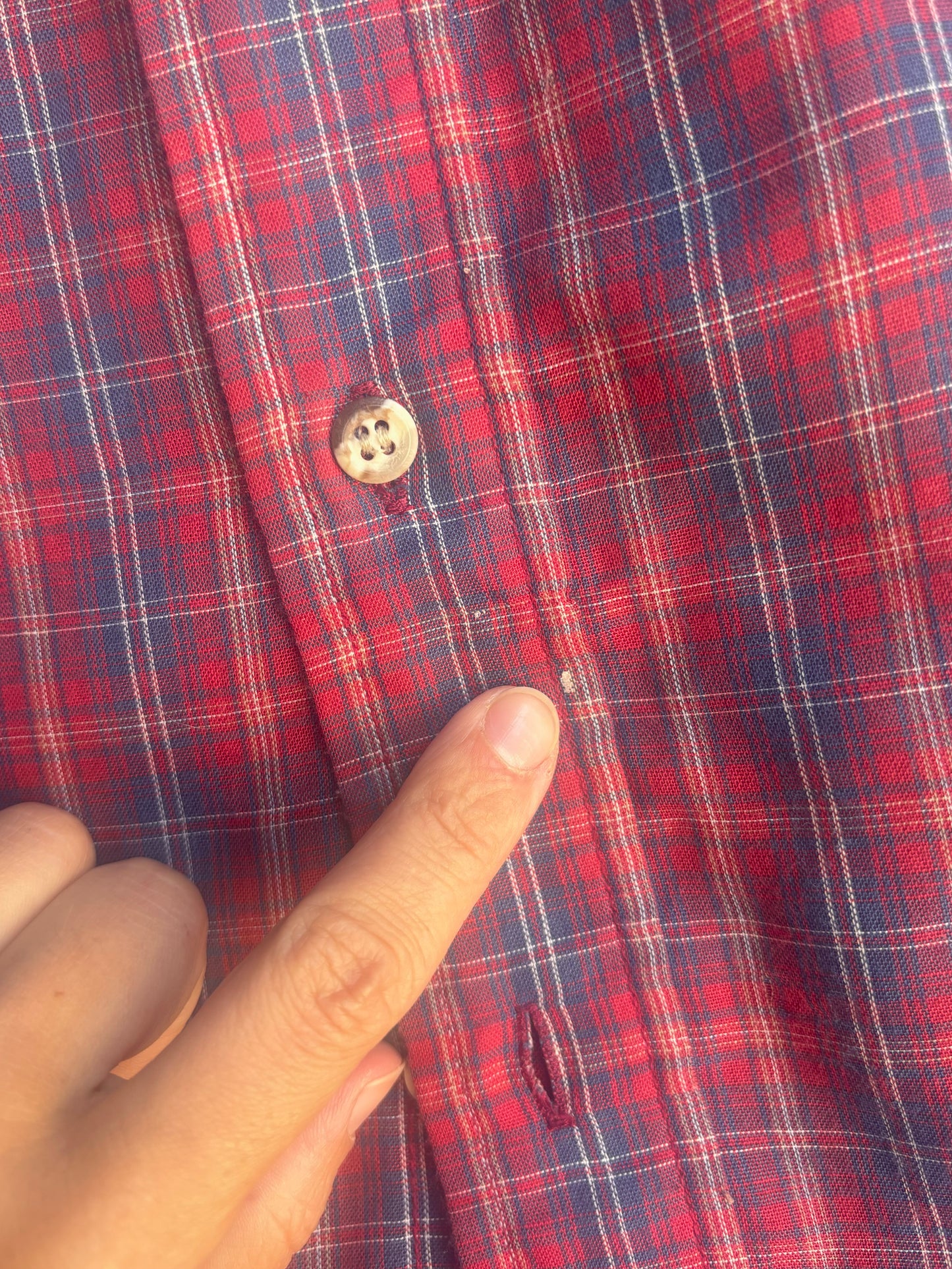 Men’s Levi’s Plaid Shirt - Large - Lightweight