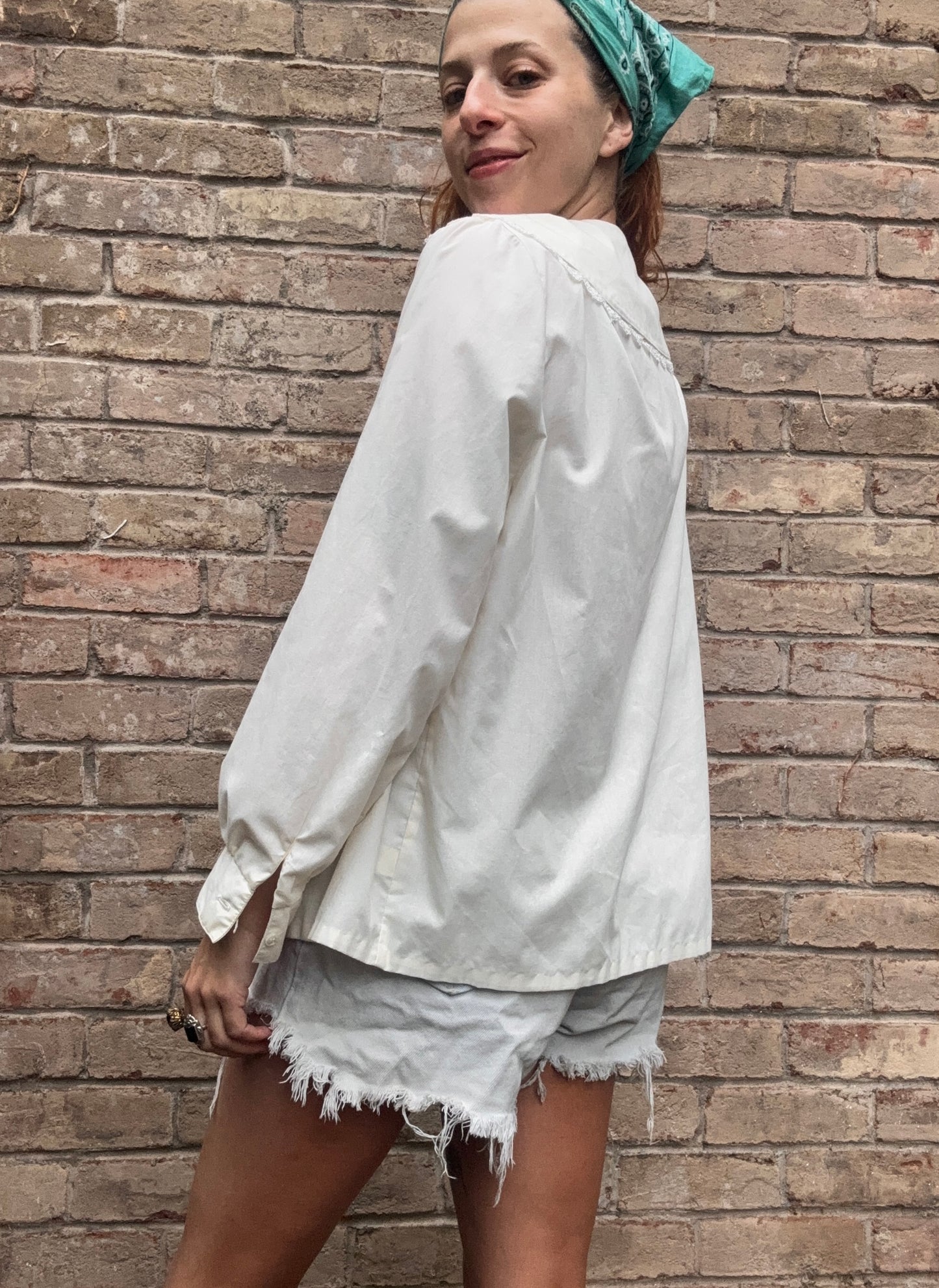 Bib Collar Cottage Shirt