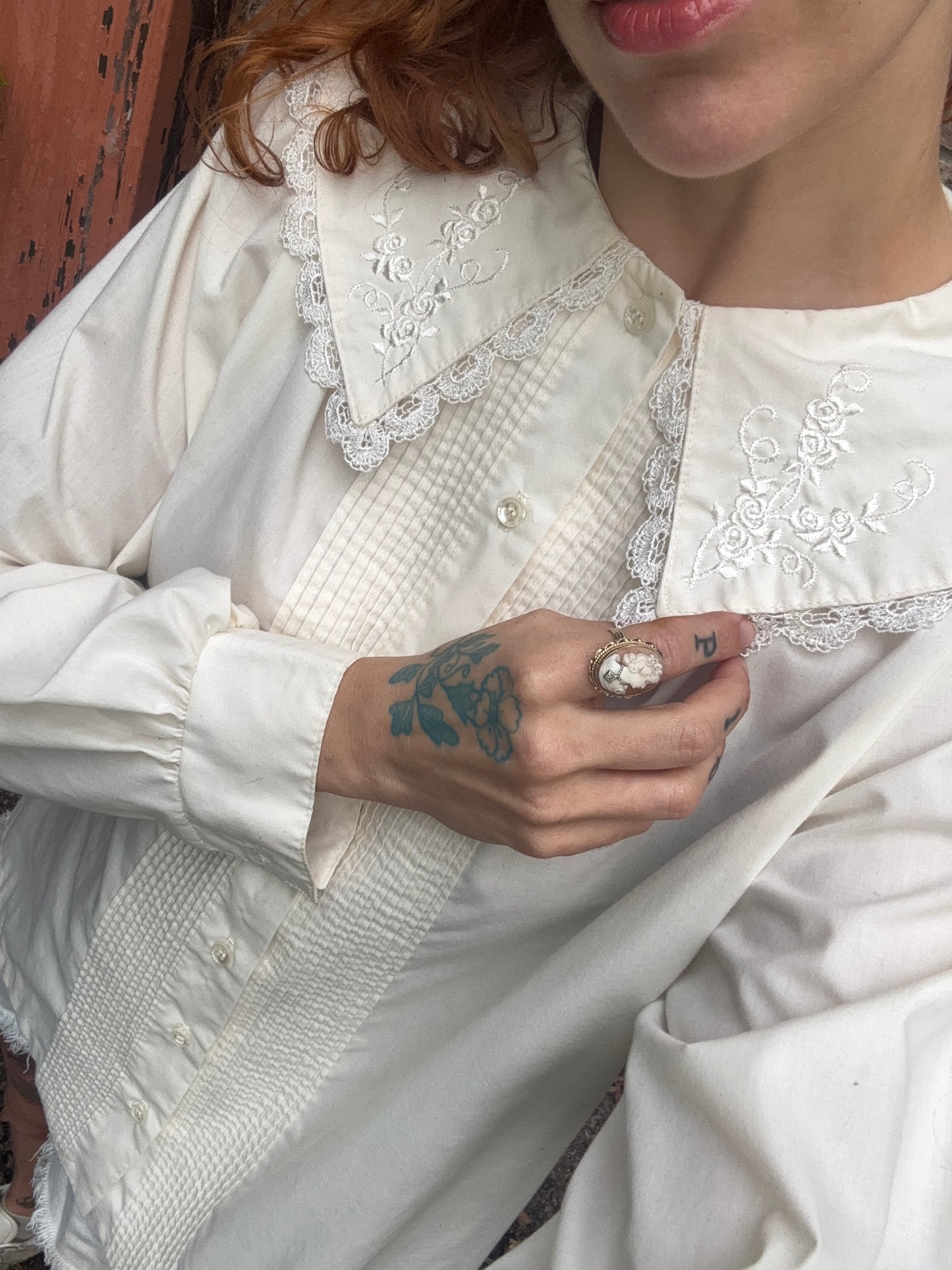 Bib Collar Cottage Shirt