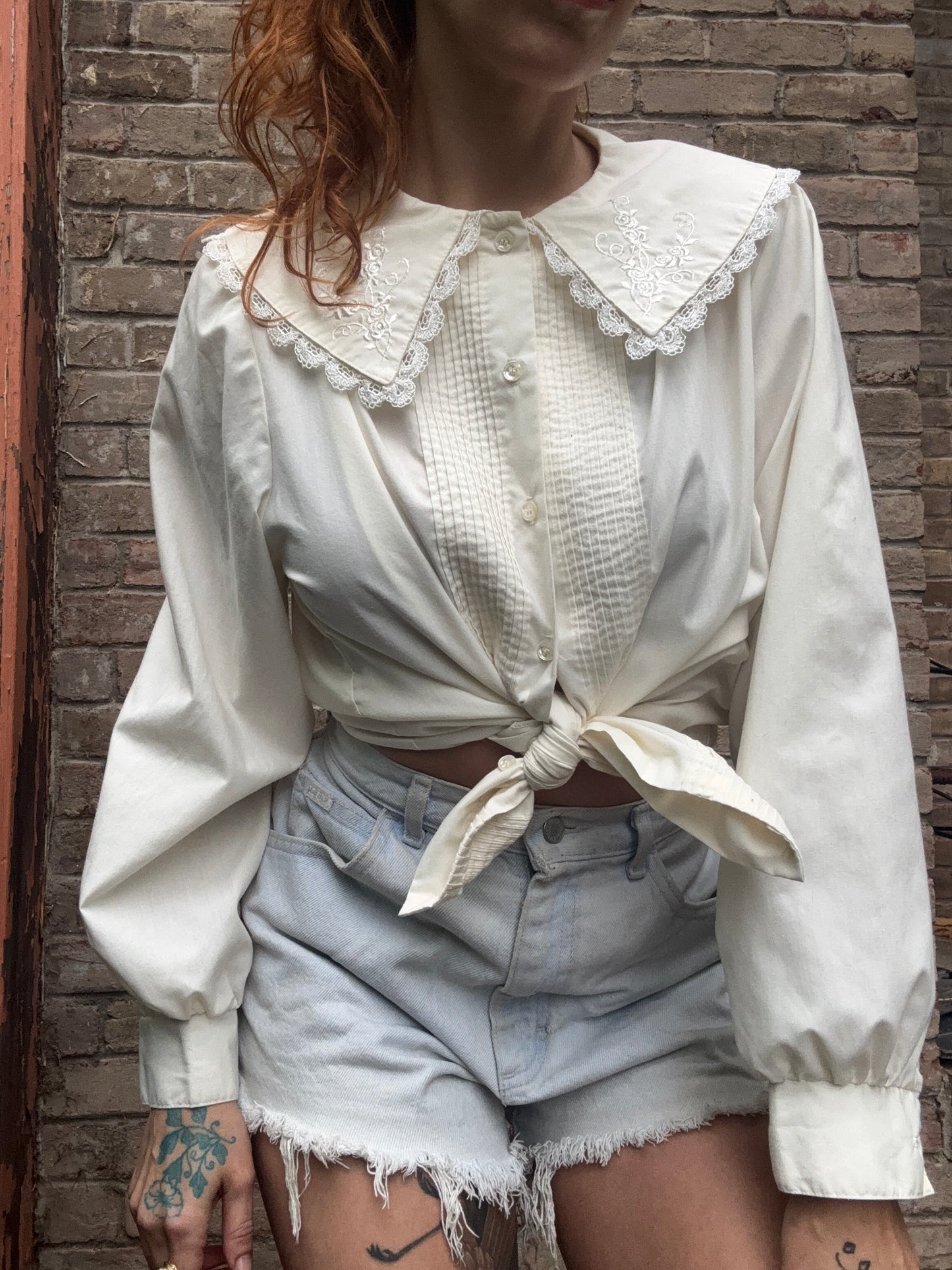 Bib Collar Cottage Shirt