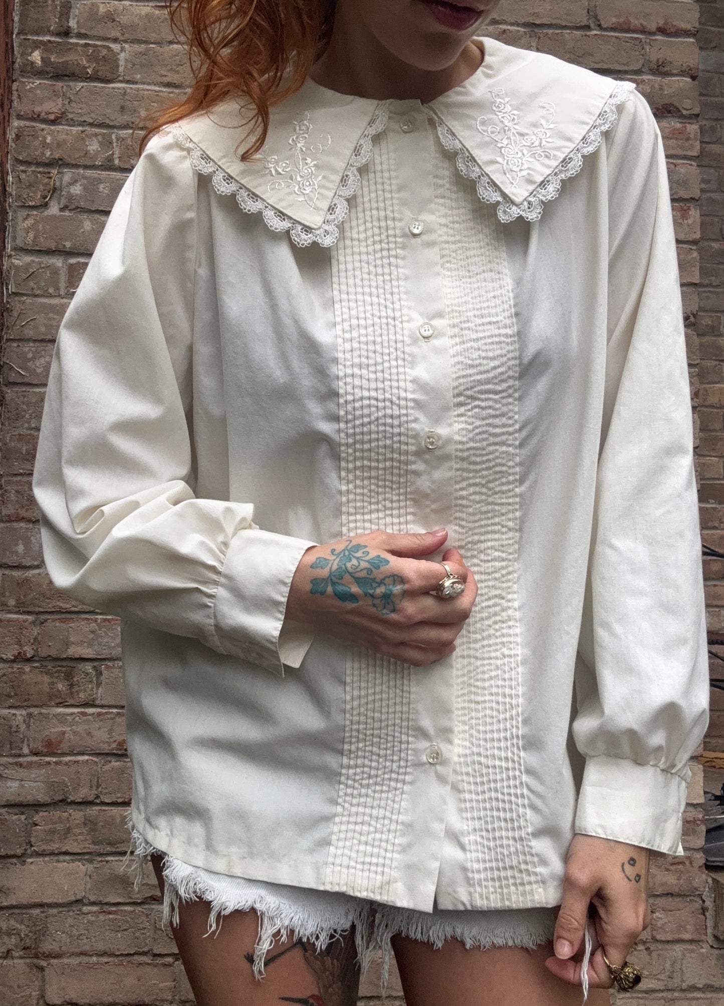 Bib Collar Cottage Shirt